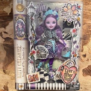 Ever After High Kitty Cheshire Doll - Purple